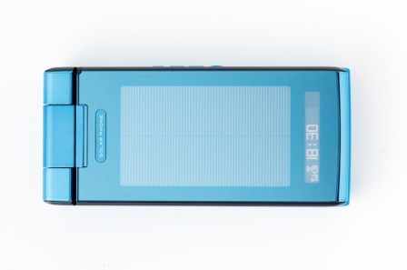 太陽電池携帯.jpg